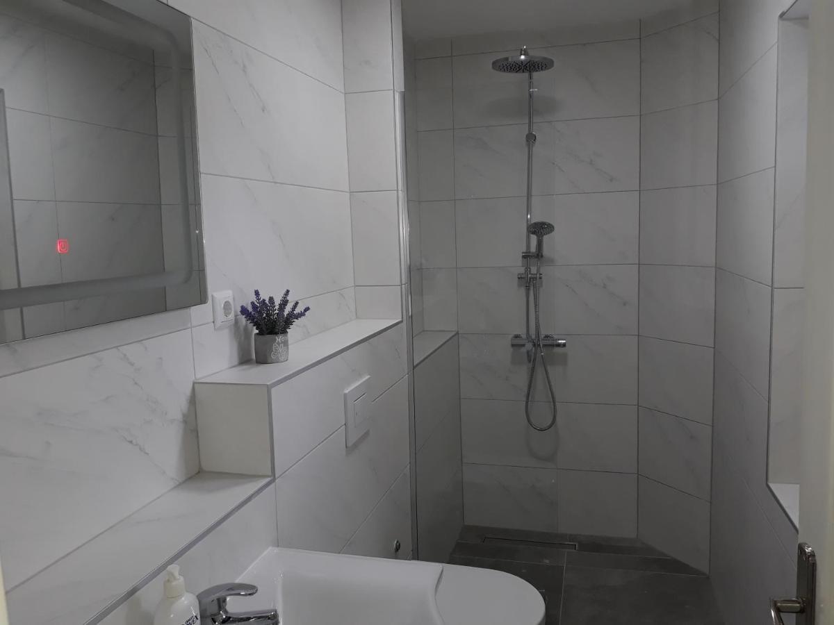 Private Home Rifat Dubrave Gornje Extérieur photo