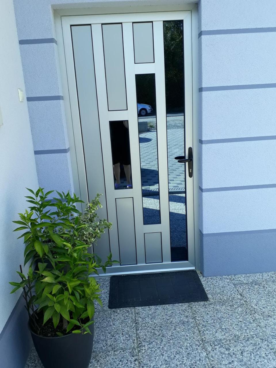 Private Home Rifat Dubrave Gornje Extérieur photo